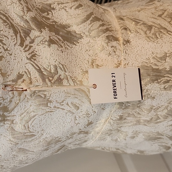 Forever 21 Cream and Gold Mini Dress, Size M, NWT!! - Picture 4 of 7
